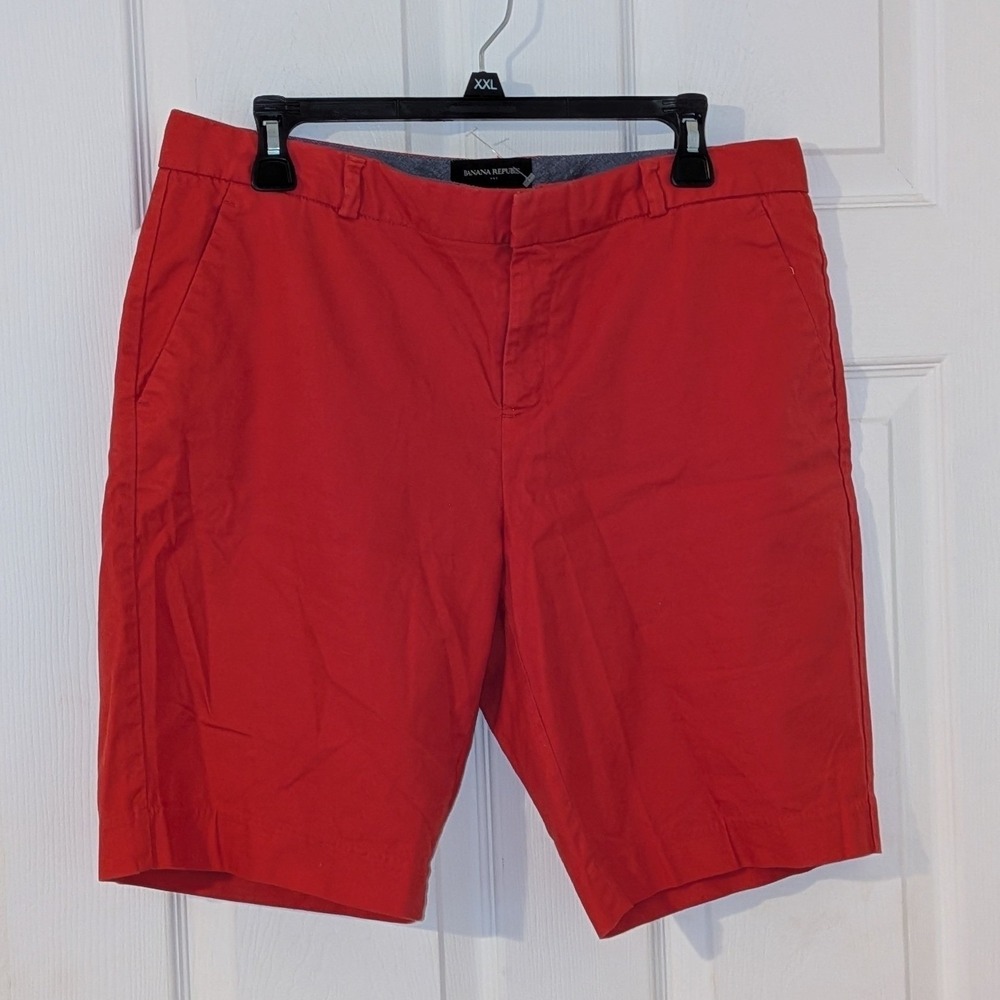 Banana Republic Red Chino Shorts Womens 10 Mid Rise Stretch Cotton Casual Preppy
